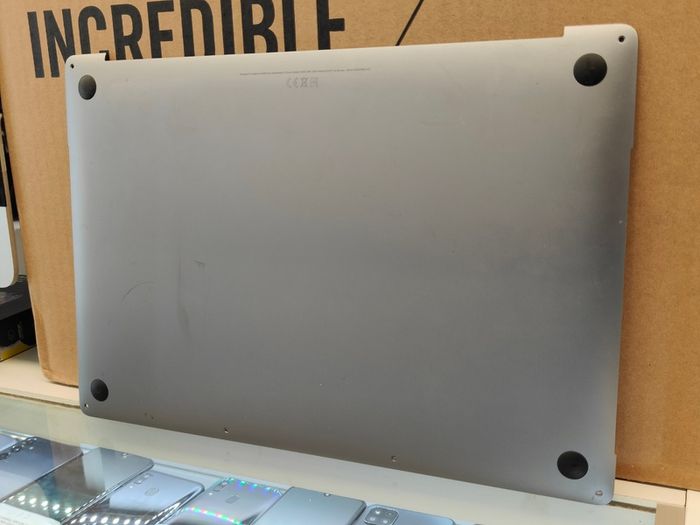 Bottom Case Bottom Cover Cover For Macbook Pro A1990 (used)