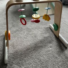 baby play gym/ IKEA