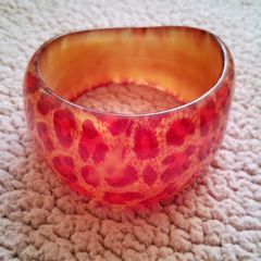 Bangle red golden leo