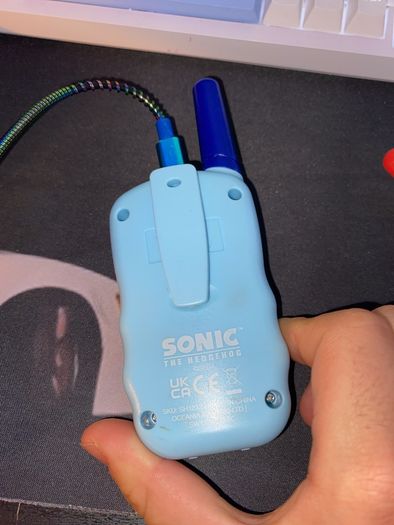 Sonic & knuckles walkie talkies