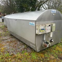 Bulk tank for water/fuel