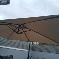 Cantilever Umbrella