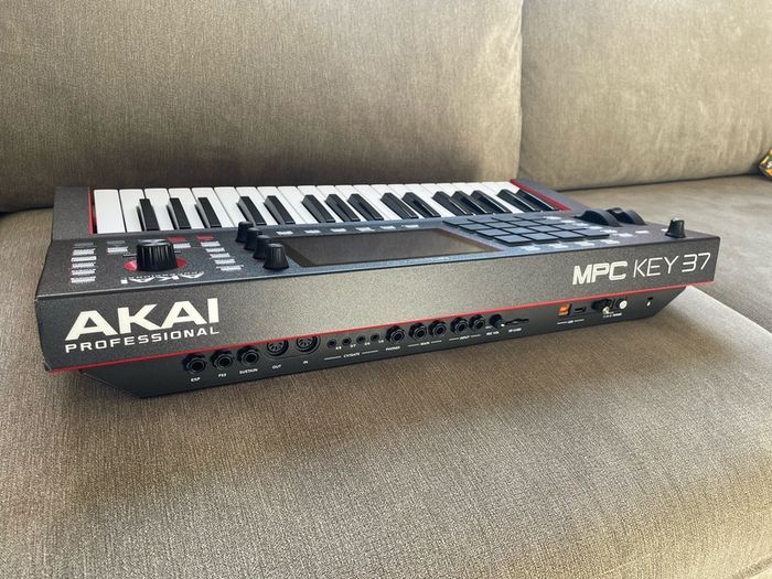 AKAI Professional MPC Key 37