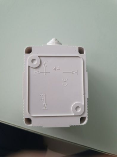 Outdoor double switch
