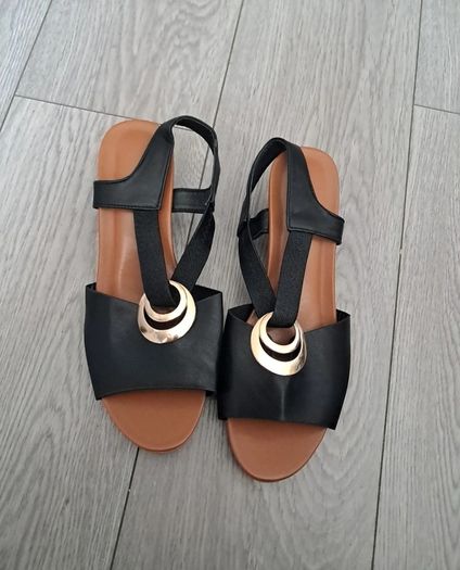 womens sandals