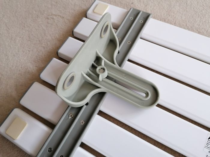 Like NEW Aidapt 27" Slatted Bath Board Seat  - 6 Slat