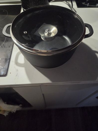 Cooking pot