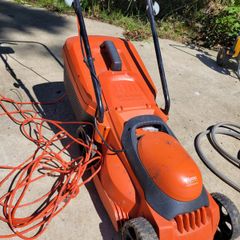 Electric push mower Flymo