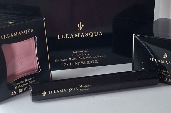 Illamasqua - Makeup Bundle - Brand New