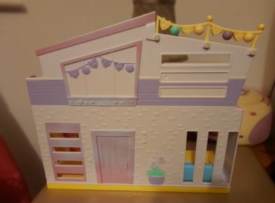 Doll  house  for  chopkin doll
