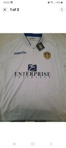 leeds United shirt
