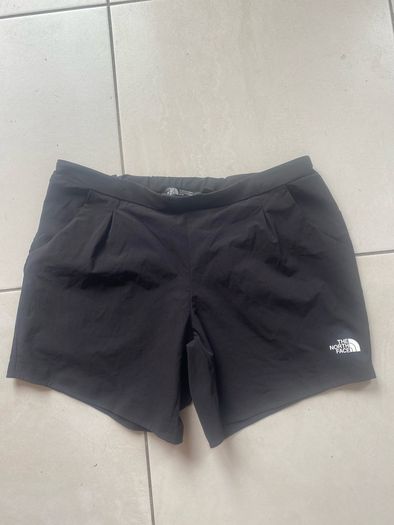 The North Face shorts size M 12UK