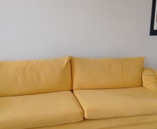 FREE Sofa in very good condition to take away