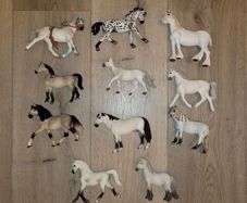 Schleich horses