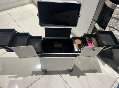 makeup