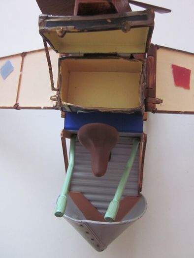 Chicken Run Rocky's Flying Machine Action Figure