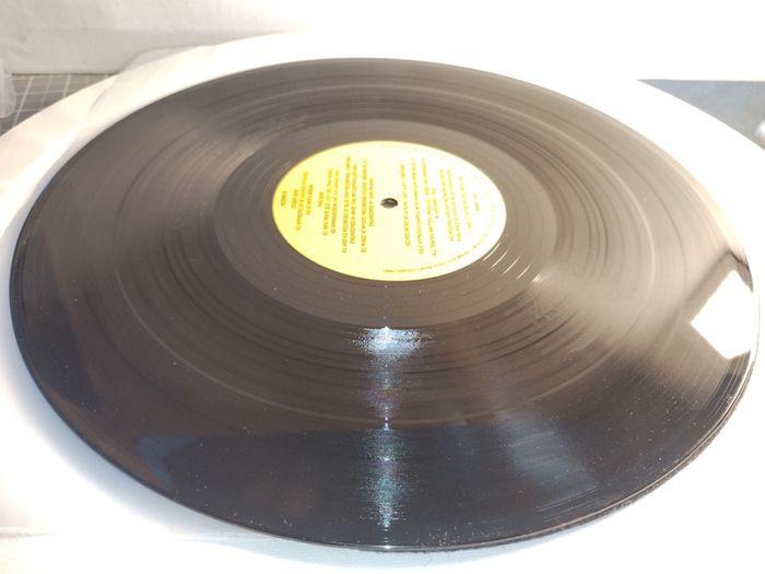 Altern 8 - Hypnotic St-8 + Armageddon - Network Records - Incl. Joey Beltram Infiltrate 202 Remix!