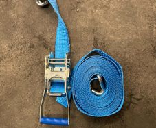 Ratchet straps