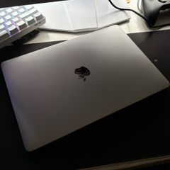 M2 MacBook Pro 2022 16gb Ram