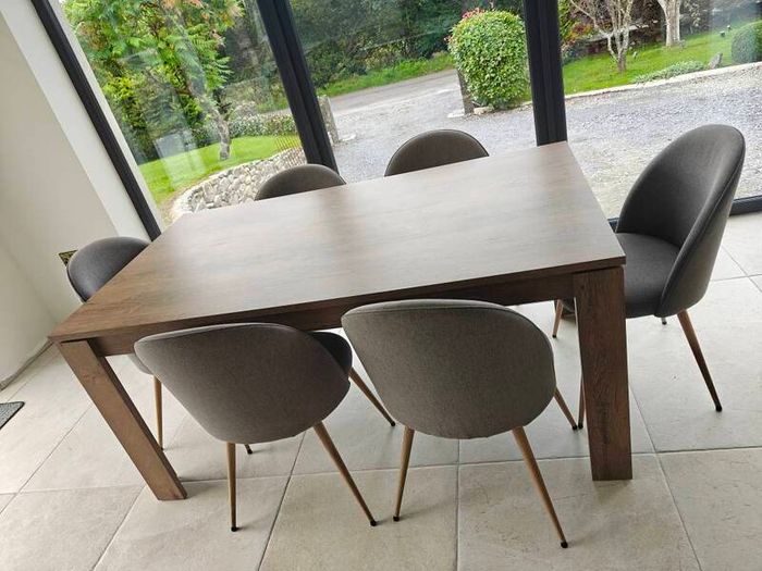 Kitchen Table