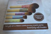 Ecotools. Fresh &amp; Flawless - 5 Piece Complexion Brush Set.  B.N.W.T.