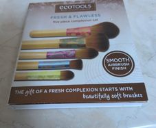 Ecotools. Fresh & Flawless - 5 Piece Complexion Brush Set.  B.N.W.T.