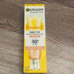 Garnier Vitamin C Daily UV Brightening Fluid Sheer Glow, SPF50+