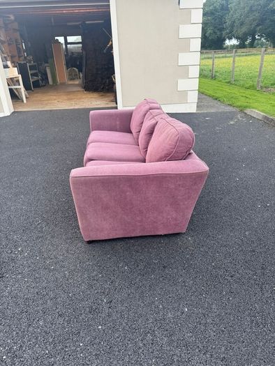 pink couch