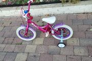 Childs bike  4 to 5 year old