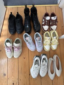 shoe bundle size 4 Nike dune martens salamander converse