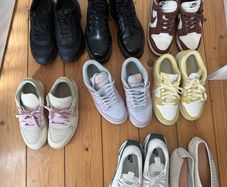 shoe bundle size 4 Nike dune martens salamander converse