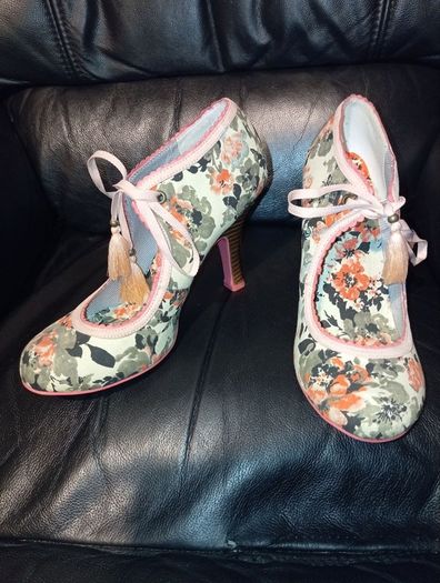 Floral Print Heels with Tassels