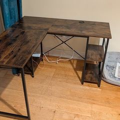 Corner table L-Shap rustic brown wood