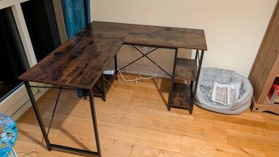 Corner table L-Shap rustic brown wood