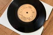 Dusty Springfield - Your Love Still Brings Me To My Knees - 7" Single