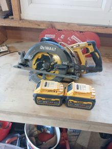DeWalt