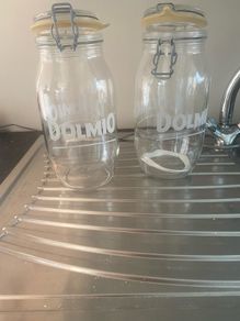 Storage jars Lott