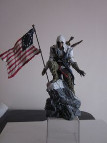 Assassins Creed Connor Statue Freedom 2012