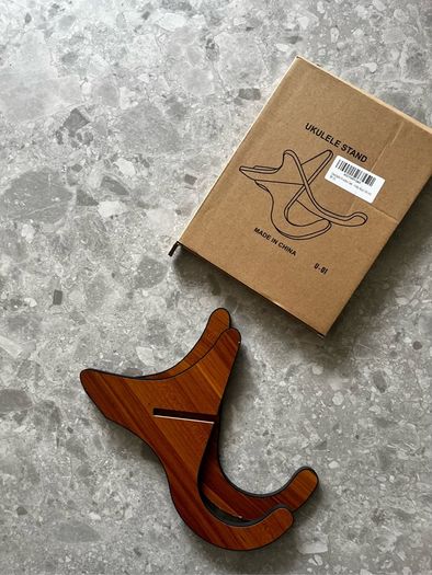 Ukulele Stand