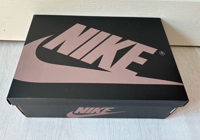 Nike Air Jordan 1 Low Mocha UK 11 Deadstock