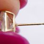Vintage 14K Sold Yellow Gold Cushion Cut Cubic Zirconia Stud Earrings 0,88g Image 8