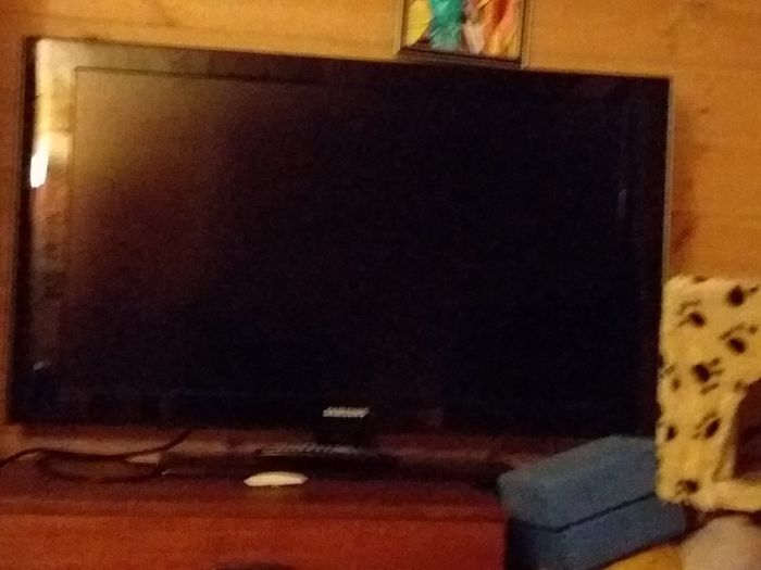 Samsung Flatscreen TV