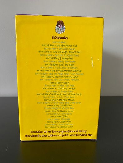 Horrid Henry's Loathsome Library Collection 30 books Francesa Simon
