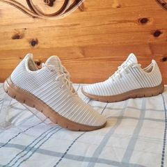 skechers flex appeal white Size 4.5 eu 37.5 in like new condition