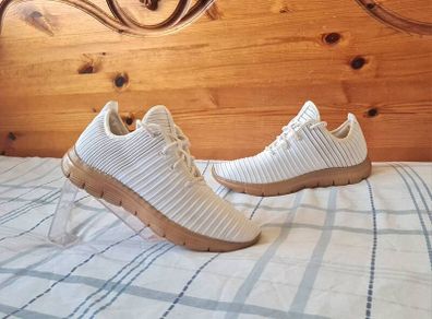 skechers flex appeal white Size 4.5 eu 37.5 in like new condition