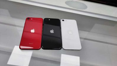 iphone se 2 Iphone se 2 Iphone se 2
