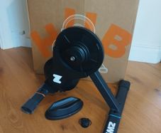 Zwift hub one turbo trainer