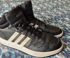 Adidas high tops men's size 10 unisex