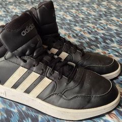 Adidas high tops men's size 10 unisex