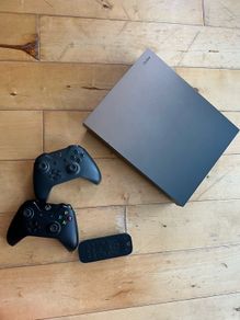Xbox One X 1TB (Gold Rush Special Edition)